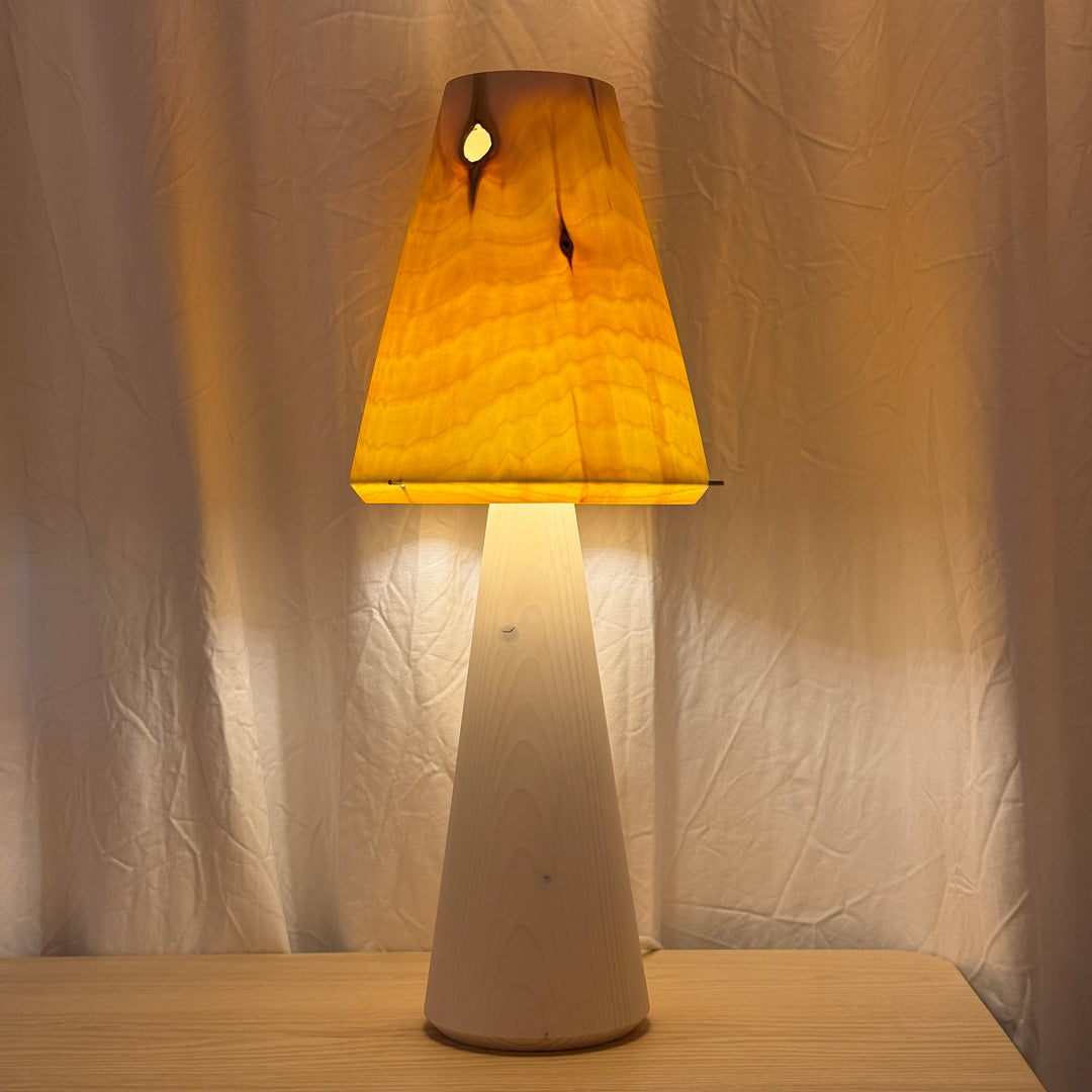 Tischlampe TLP-P groß, Unikat aus Holz