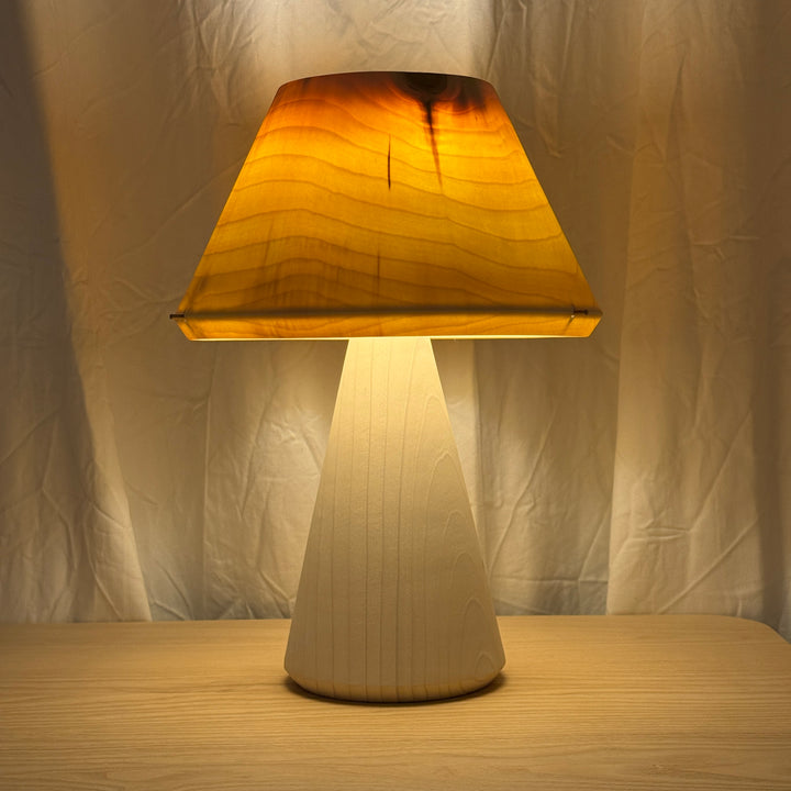 Tischlampe TLP-P klein, Unikat aus Holz