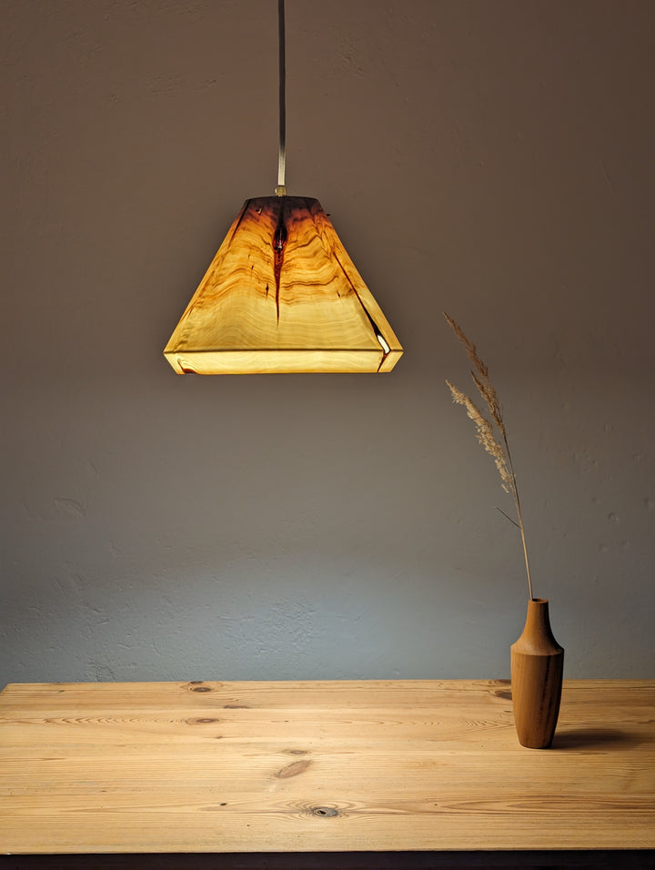 Hängelampe aus Holz KEP