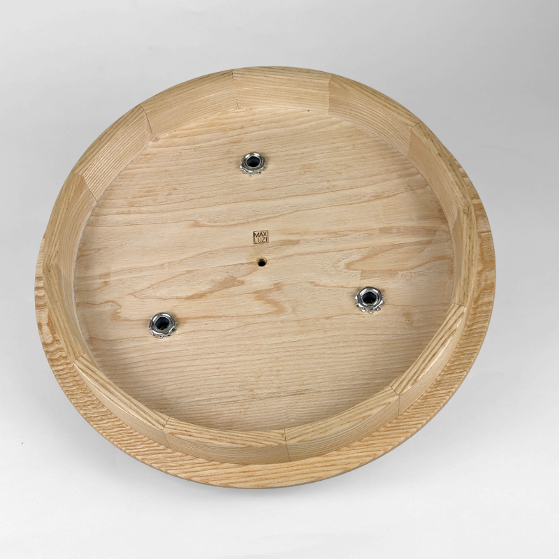 Round ceiling shroud for 3,6 or 9 lamps