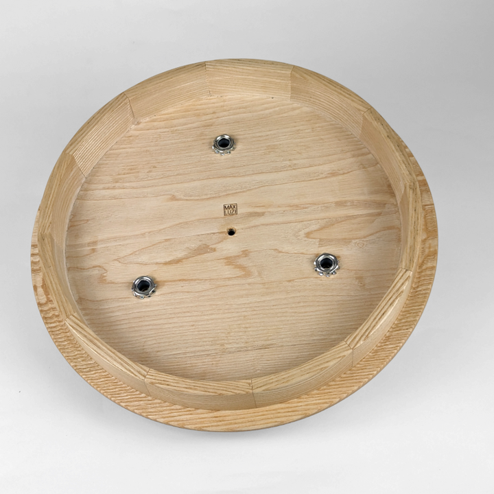 Round ceiling shroud for 3,6 or 9 lamps