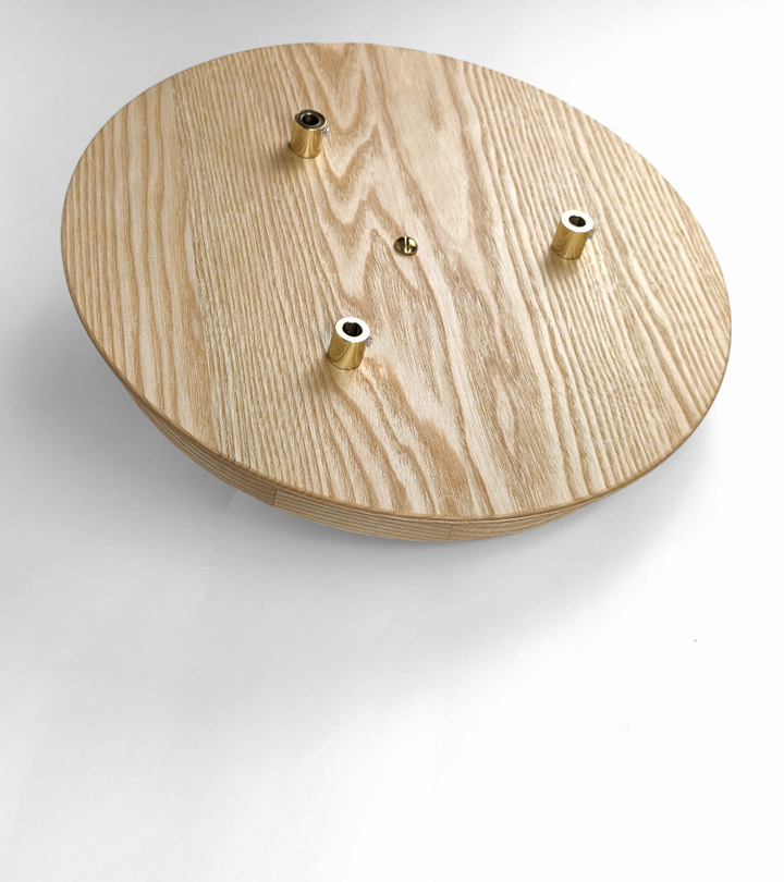 Round ceiling shroud for 3,6 or 9 lamps