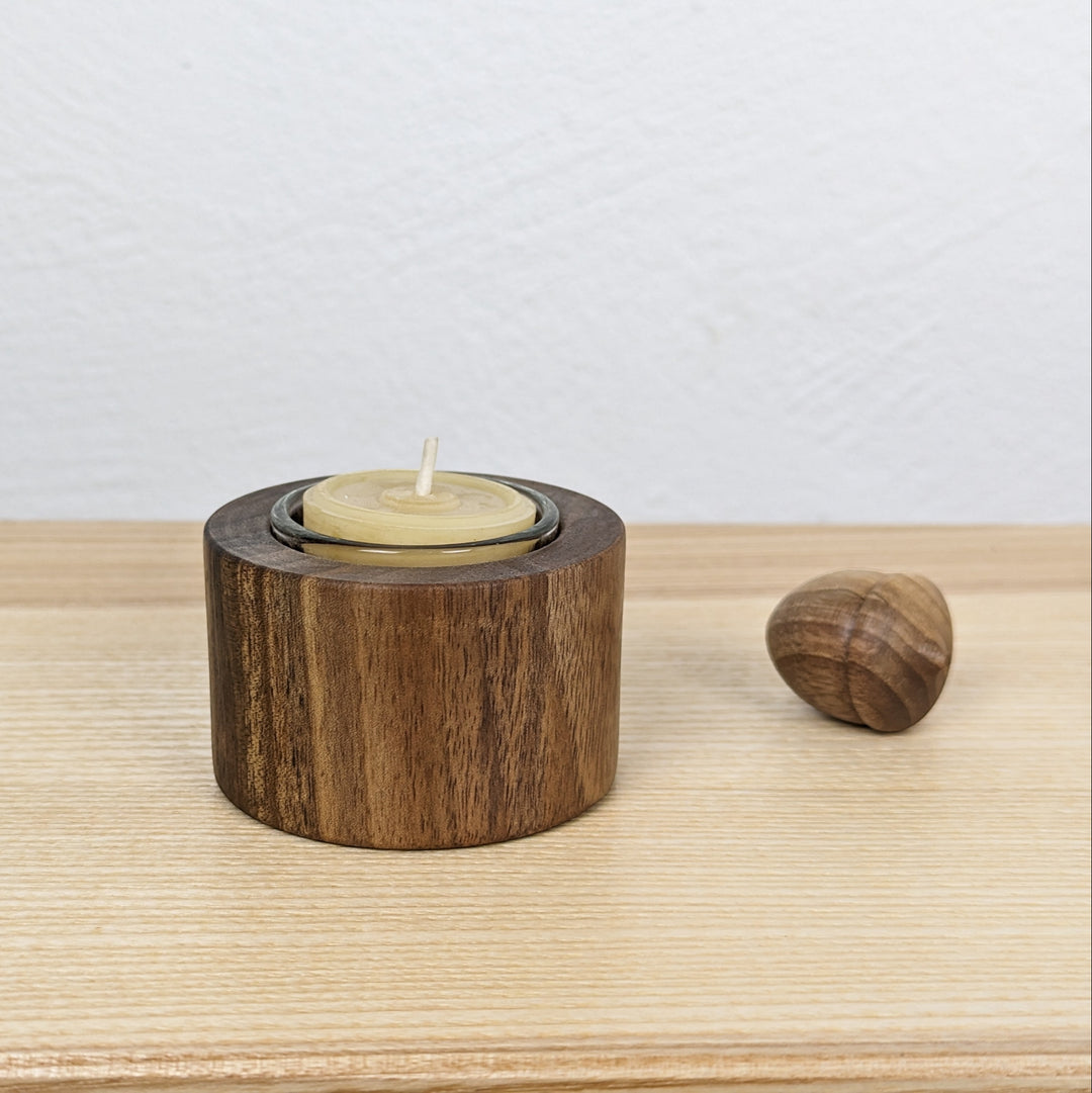 Beeswax tealight